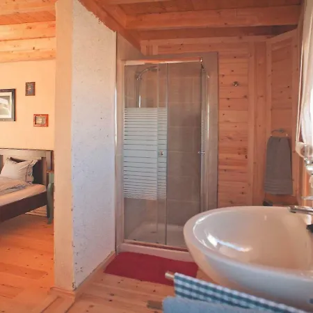 - Fuego - Surf & Yoga Apartment